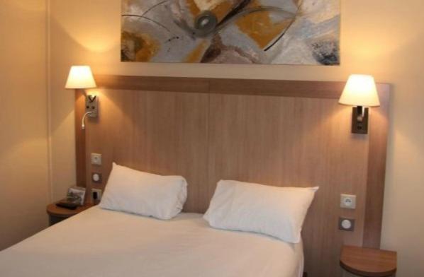 Logis Lhotel Restaurant Antony Verrieres Le Buisson Massy  Pokój zdjęcie