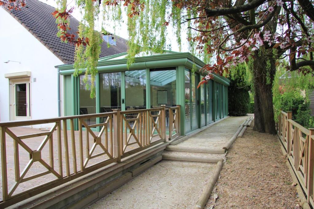 Logis Lhotel Restaurant Antony Verrieres Le Buisson Massy  Zewnętrze zdjęcie